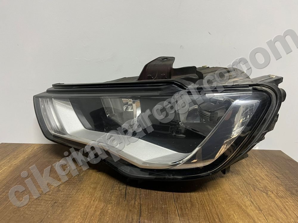 Audi 2013 - 2016 AUDI A3 FAR SOL 8V0941003 - İlan No: 91476644