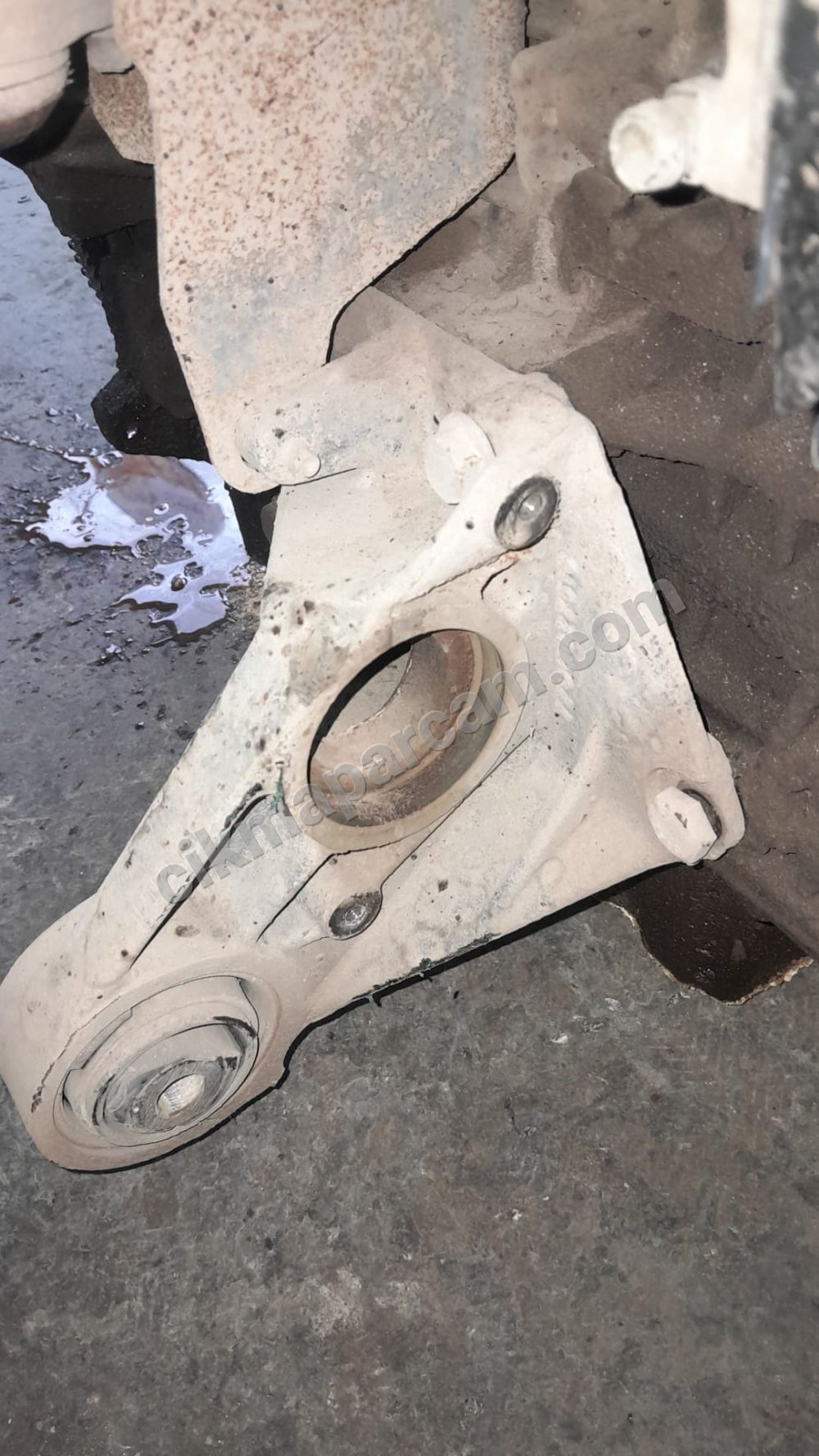 Renault RENAULT LAGUNA 1 çıkma AKS bağlantı braketi - İlan No: 57493728