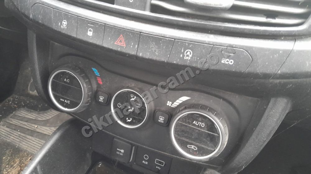 Fiat FIAT EGEA KLIMA KONTROL PANEL - İlan No: 28986098