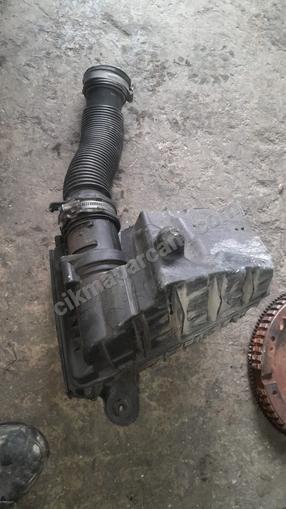 Renault RENAULT FLUENCE HAVA FILTRESI KUTUSU - İlan No: 48203825