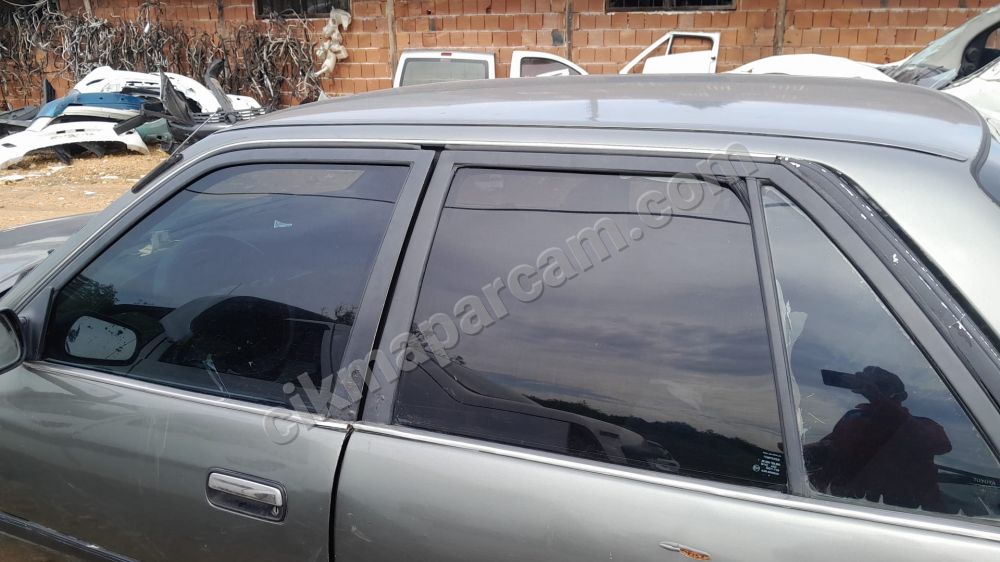 Toyota TOYOTA CORONA KAPI CAMLARI - İlan No: 79998029