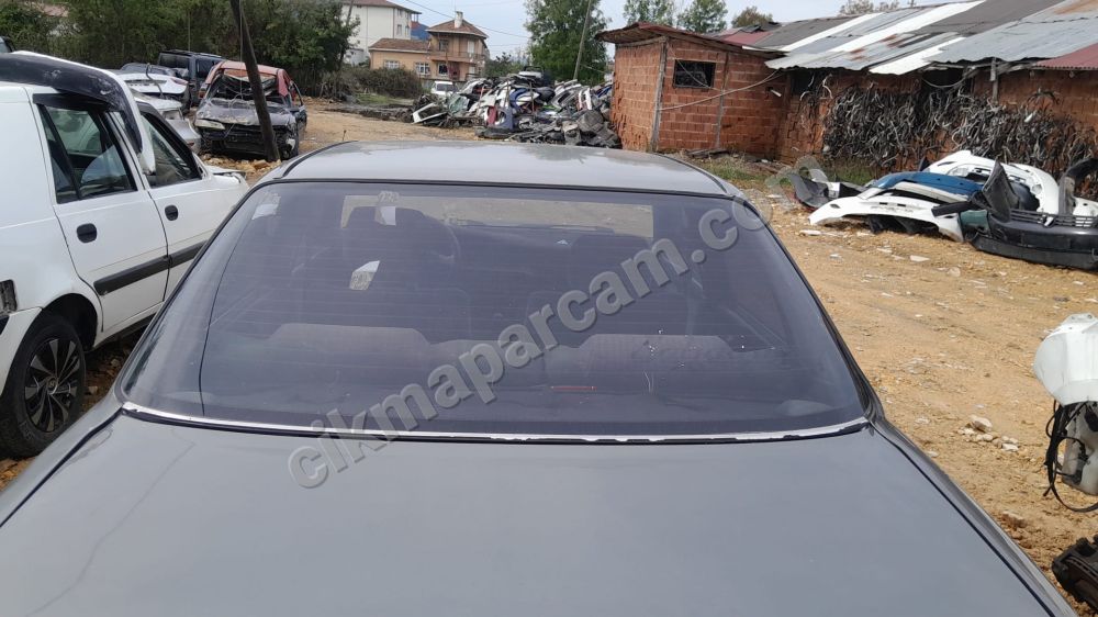 Toyota TOYOTA CORONA ARKA CAM - İlan No: 90441536