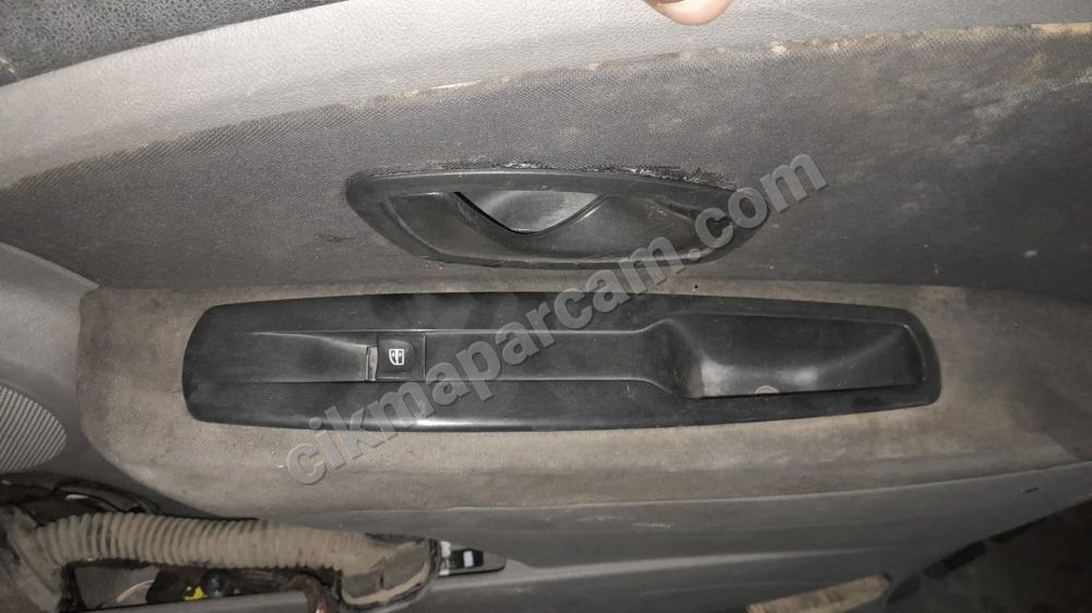 Renault RENAULT FLUENCE CAM AÇMA ANAHTARI - İlan No: 96780071