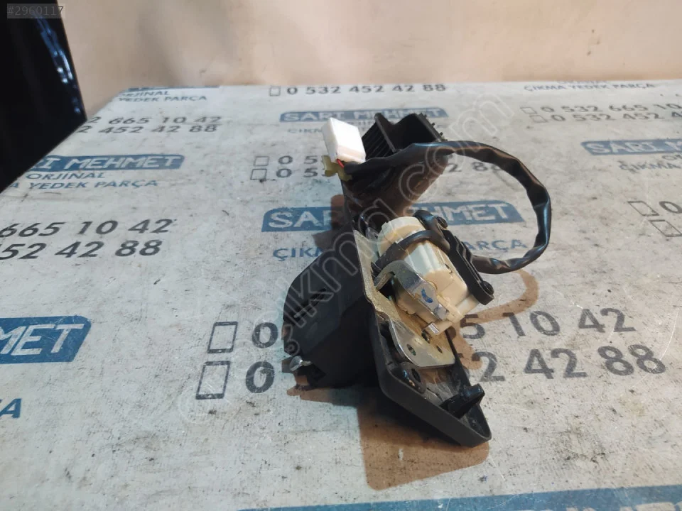 ÇIKMA FİAT LİNEA BAGAJ KAPAĞI KİLİDİ