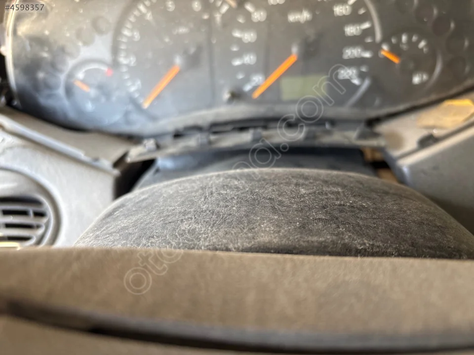 ÇIKMA FORD FOCUS 1 DİREKSİYON ALT ÜST KAPAĞI