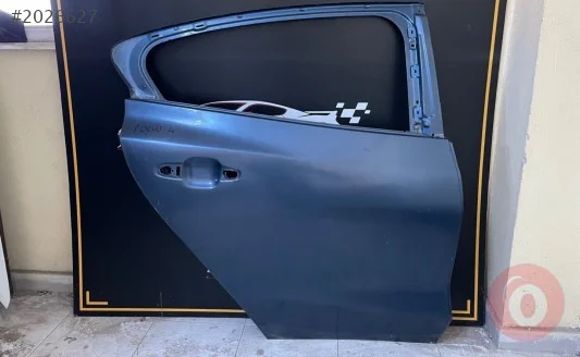 FORD FOCUS 4 SAĞ ARKA KAPI ÇIKMA 2020-2022