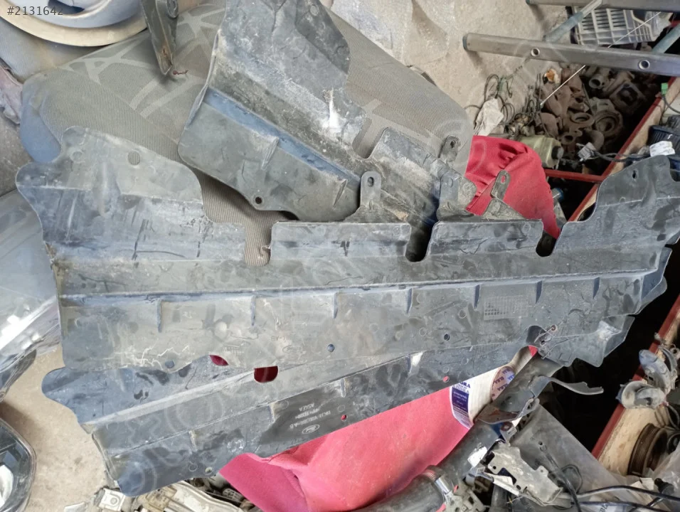 Ford transit V363.Ön tampon deflektörü