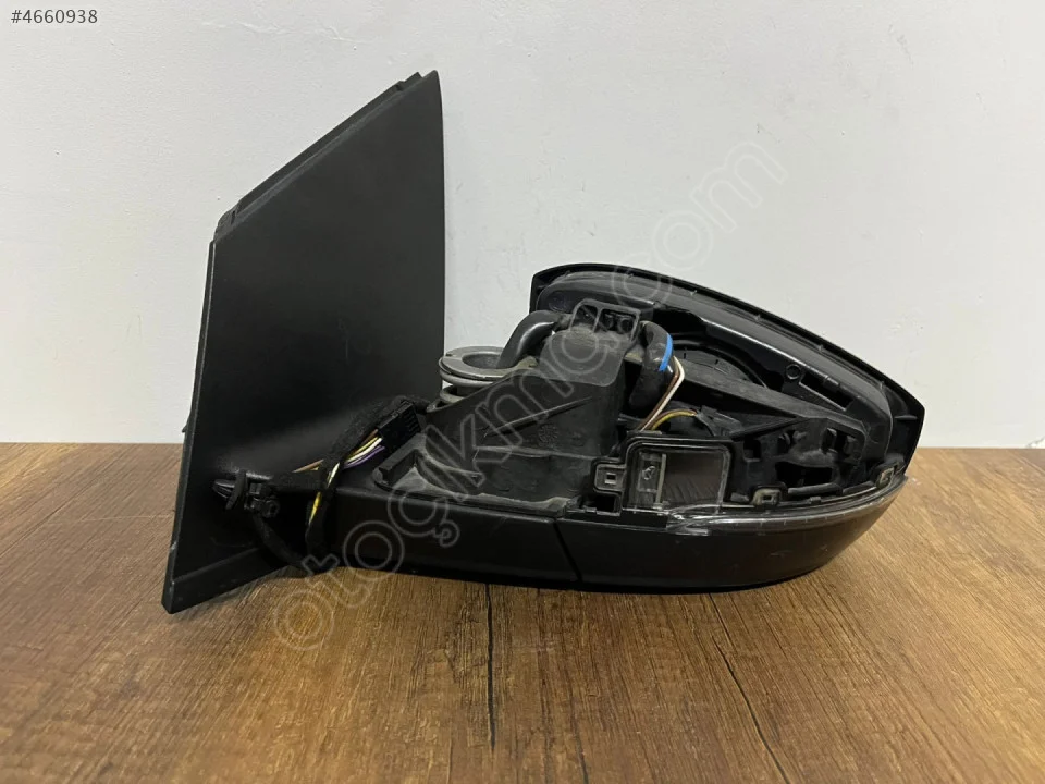 VOLKSWAGEN POLO SOL AYNA ORJİNAL 6R1857501